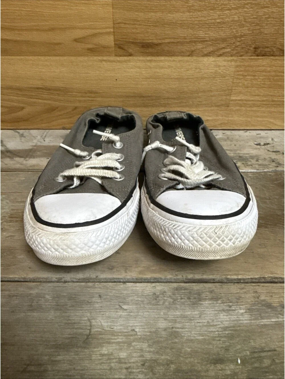 converse all star Low Top Women’s Sneakers Gray Textile Size 9 US